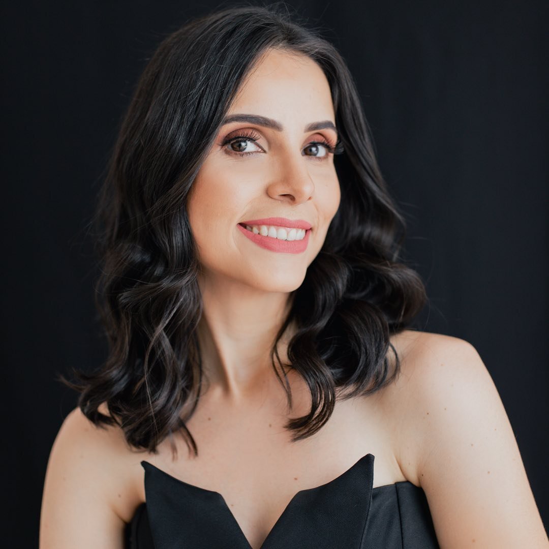 Cliente Taynara da Domus Media